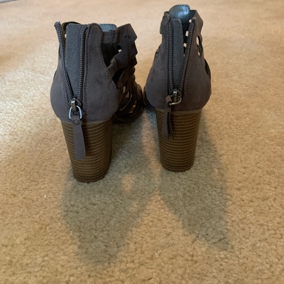 Indigo Rd Heels - Picture 6 of 7